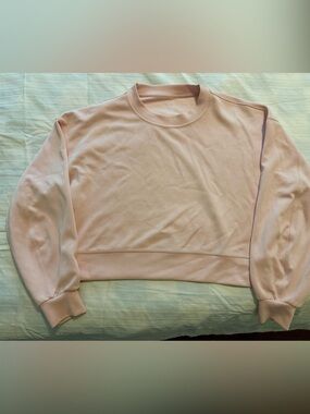 Lululemon Perfectly Oversized Cropped Crew in Strawberry Milkshake - SIZE 10